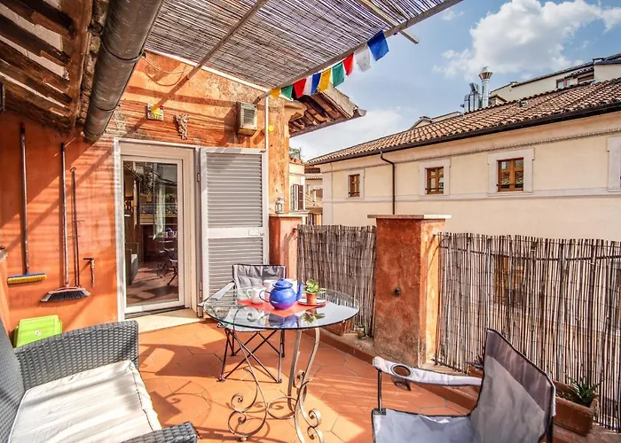 Lovely Attic With Private Terrace By Piazza Navona